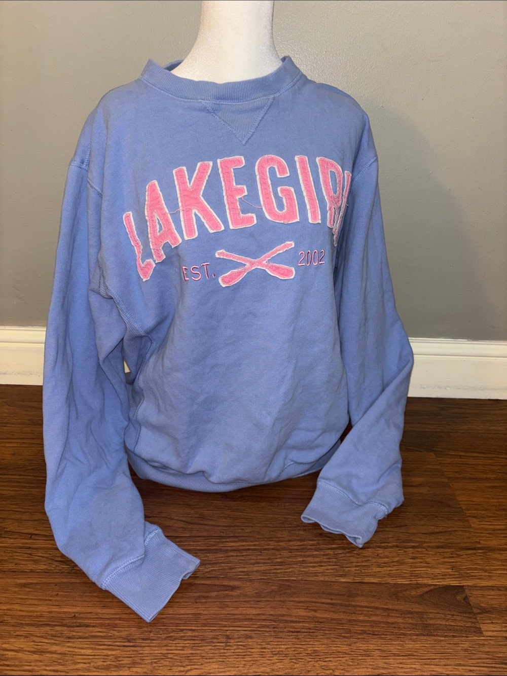 Lakegirl Light Periwinkle Sweatshirt with Pink Applique
